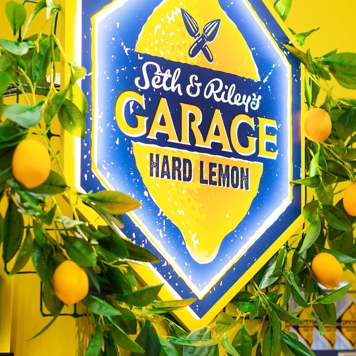 Stand GARAGE 2 Stand GARAGE 2